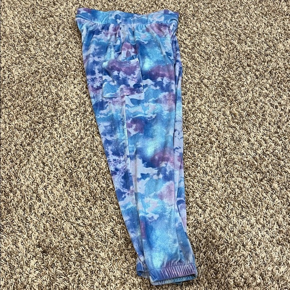 SO Lounge Set 💜 - Picture 4 of 6